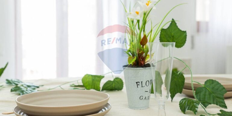 20251203160304-1006177-8