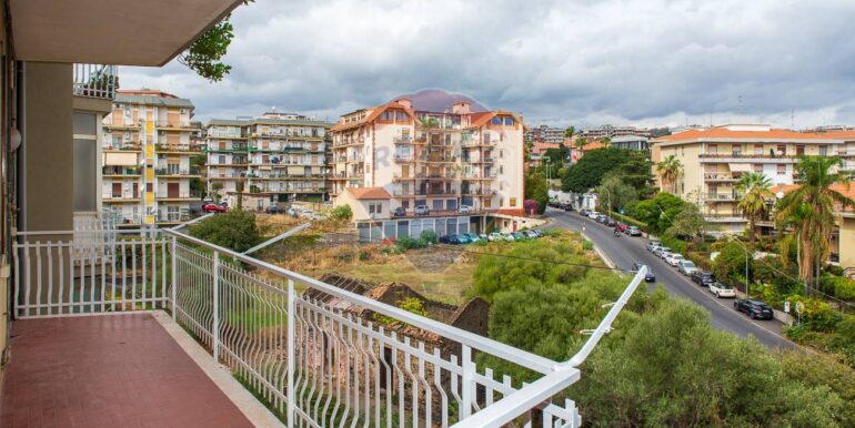 20251203160329-1006177-17