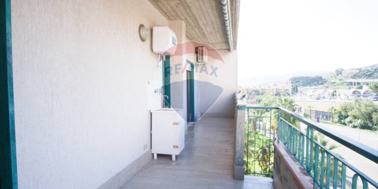 20251203172403-1006193-19