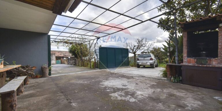 20251203175345-1006208-25