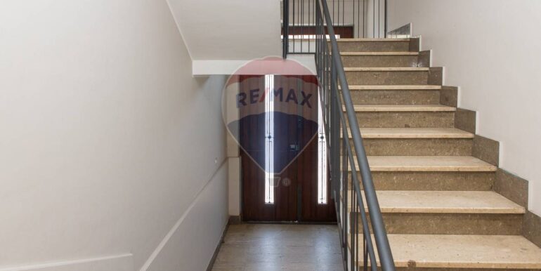 20251203184216-1006247-7