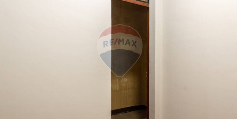 20251203184216-1006247-8