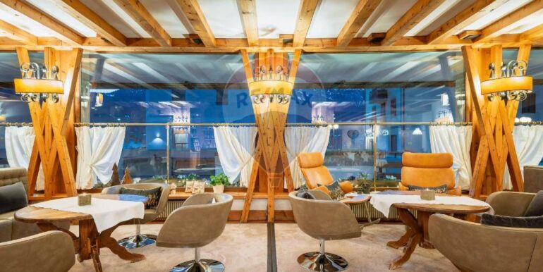 20251203191657-1006253-7