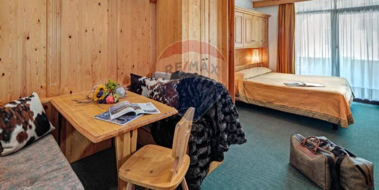 20251203191658-1006253-18