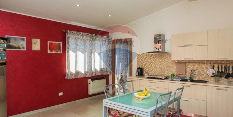 20251203191827-1002863-37