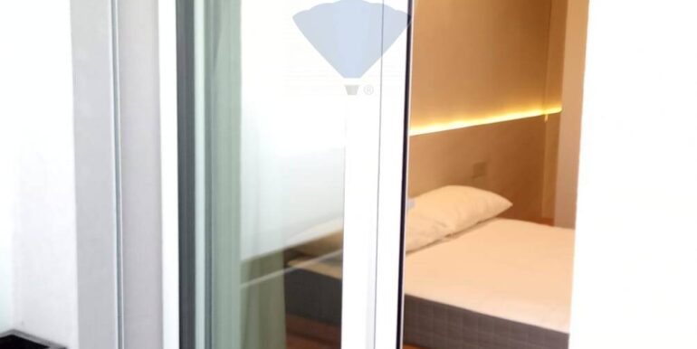 2025120385630-1006085-9