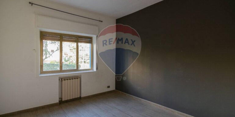 2025120394622-1003403-27