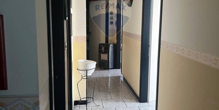 20251204100001-1006270-5