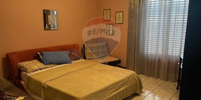 20251204100014-1006270-10