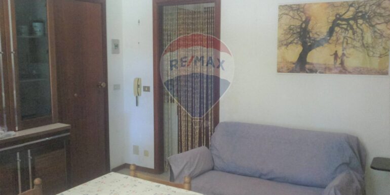 20251204100029-956786-23