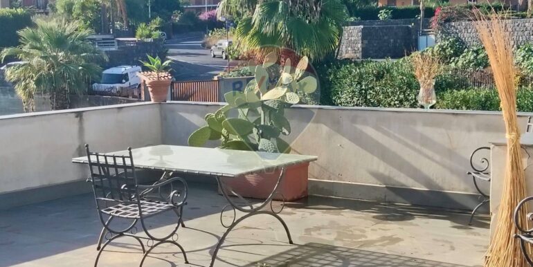 20251204100802-1006265-5