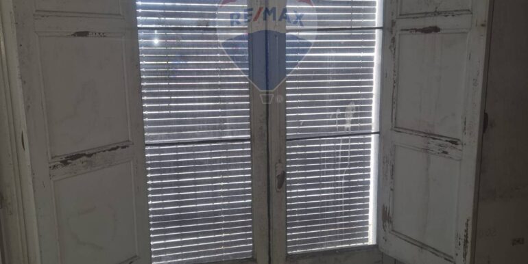 20251204114352-1006328-9