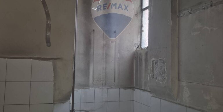 20251204114411-1006328-17