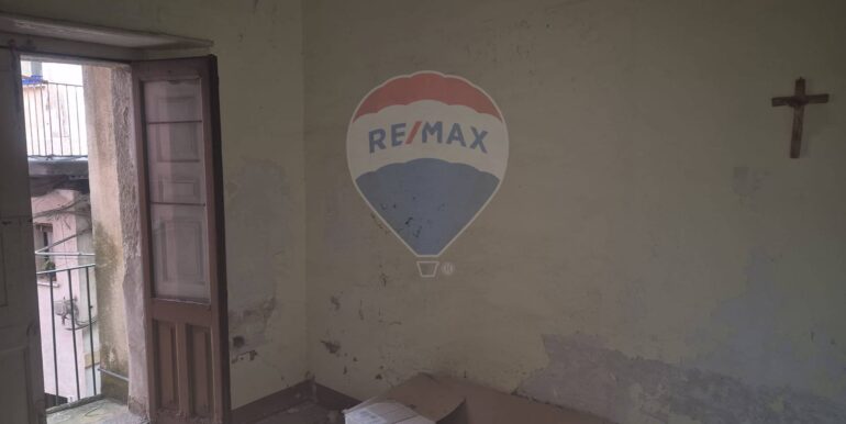 20251204114416-1006328-19