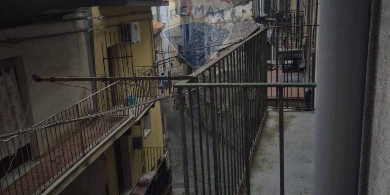 20251204114423-1006328-21