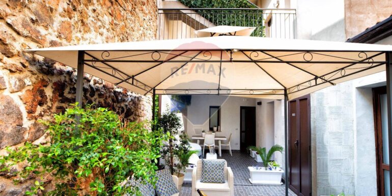 20251204121633-1006376-11