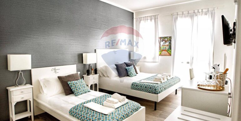 20251204121640-1006376-14