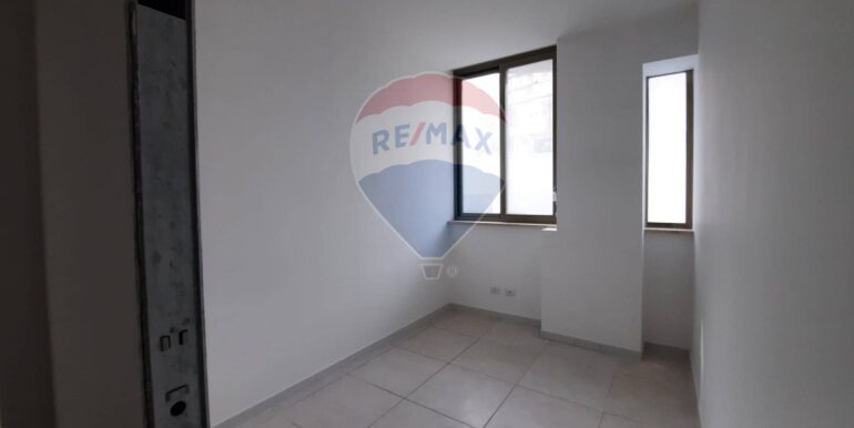 20251204150030-1006405-11