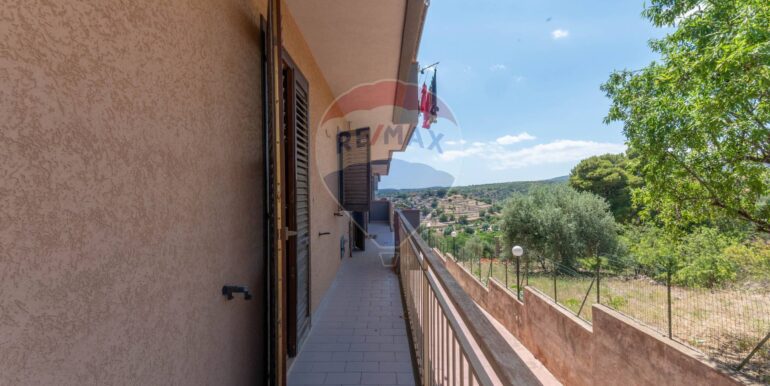 20251204154024-1006415-7