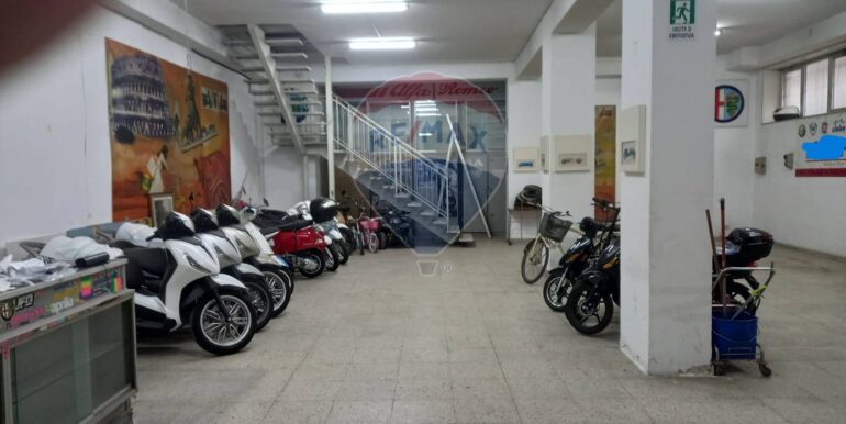 20251204171705-1006452-20