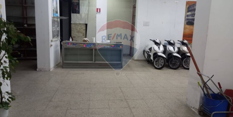 20251204171705-1006452-21