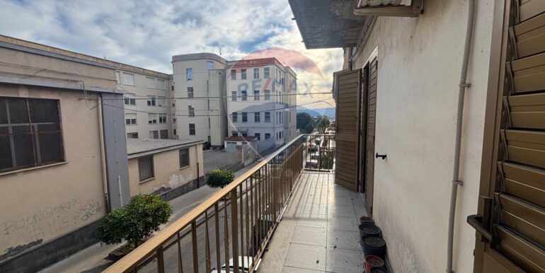 20251204175250-1006399-7