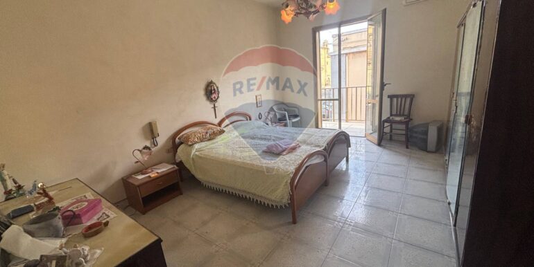 20251204175319-1006399-9