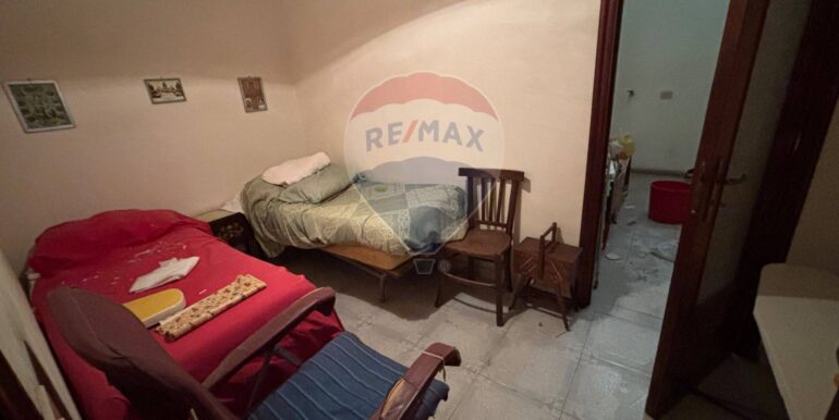 20251204175707-1006399-21