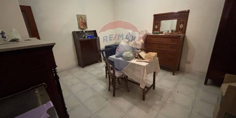 20251204175719-1006399-22