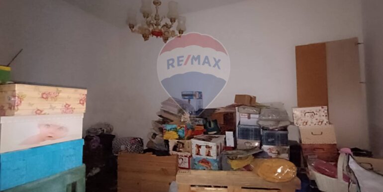 20251204184008-1006485-10