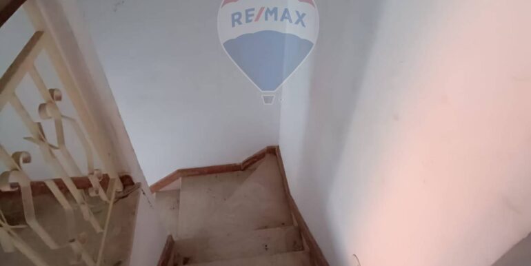 20251204184013-1006485-12