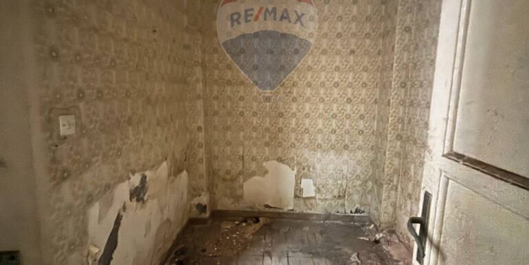 20251204195142-1006504-8