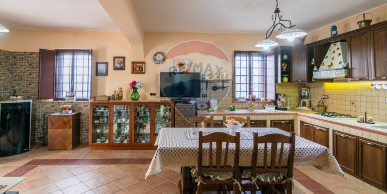 2025120482238-1000690-5