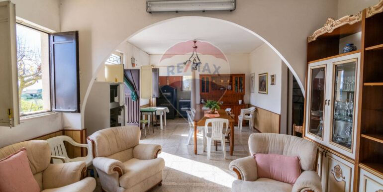 2025120490013-995509-9