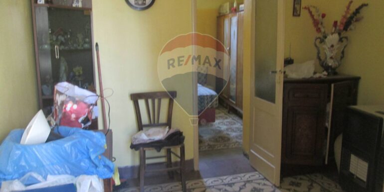 2025120493327-944055-9