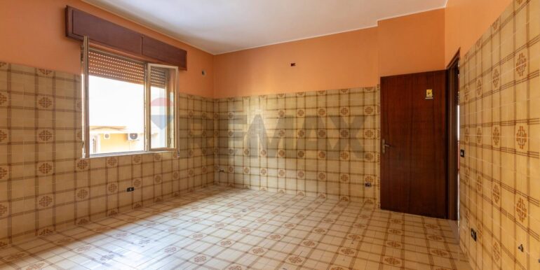 20251205102455-1006535-17