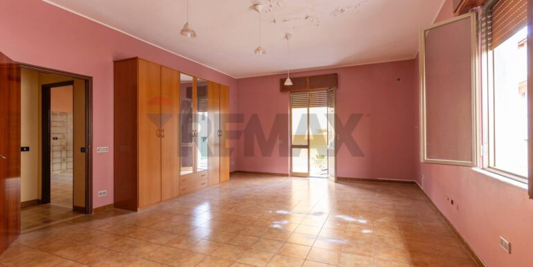 20251205102503-1006535-19