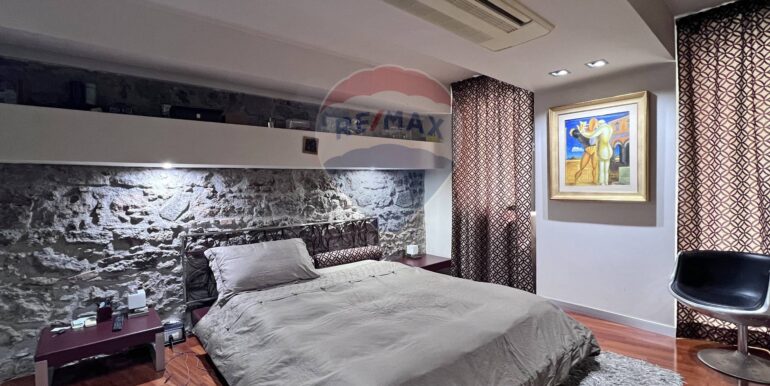 20251205113043-1006562-36