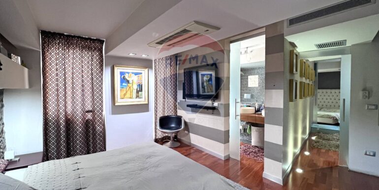 20251205113049-1006562-37