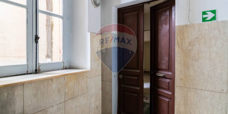 20251205120314-1006548-25