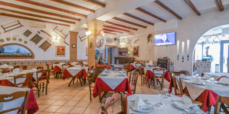 20251205120816-1000705-8