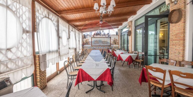 20251205120850-1000705-16