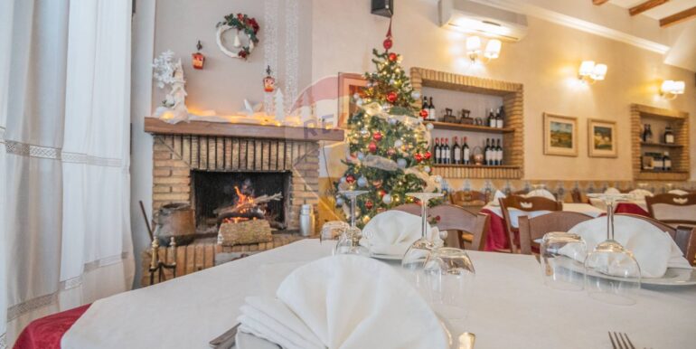 20251205120955-1000705-32