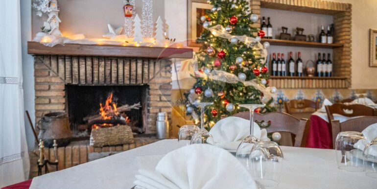 20251205120958-1000705-33