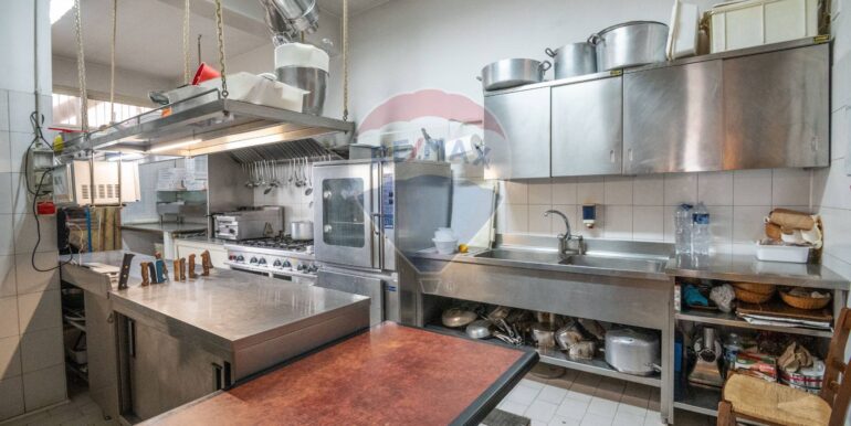 20251205121102-1000705-51