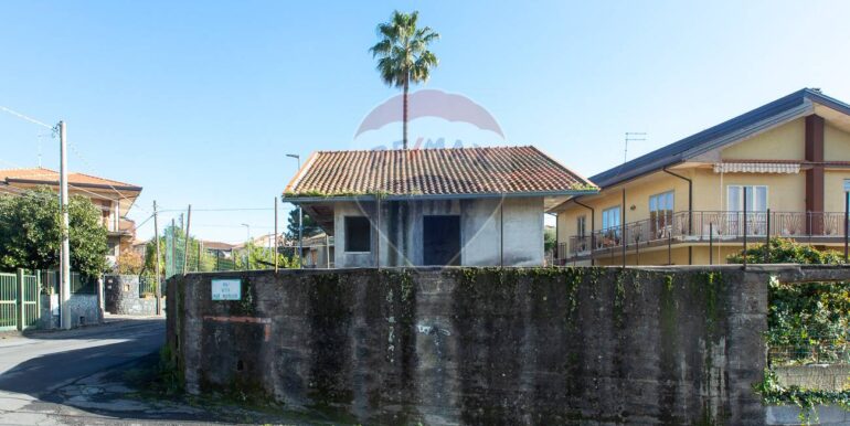 20251205121518-1006577-4