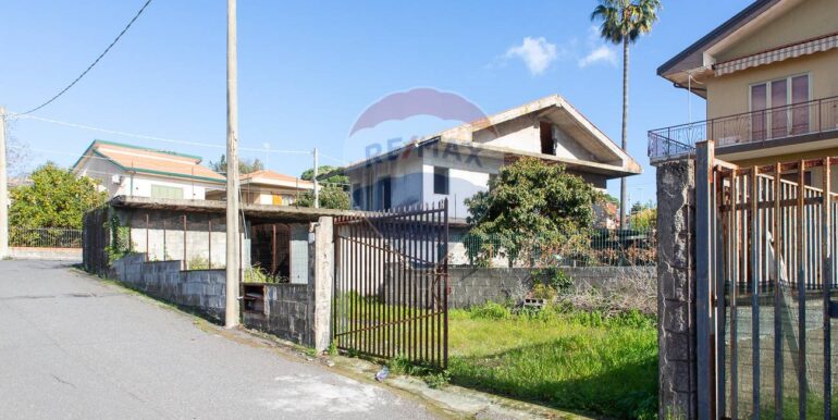 20251205121519-1006577-6