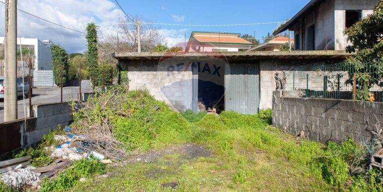 20251205121519-1006577-8