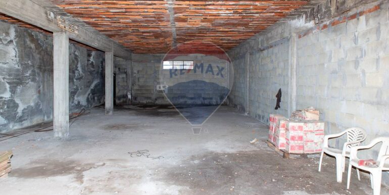 20251205121520-1006577-11