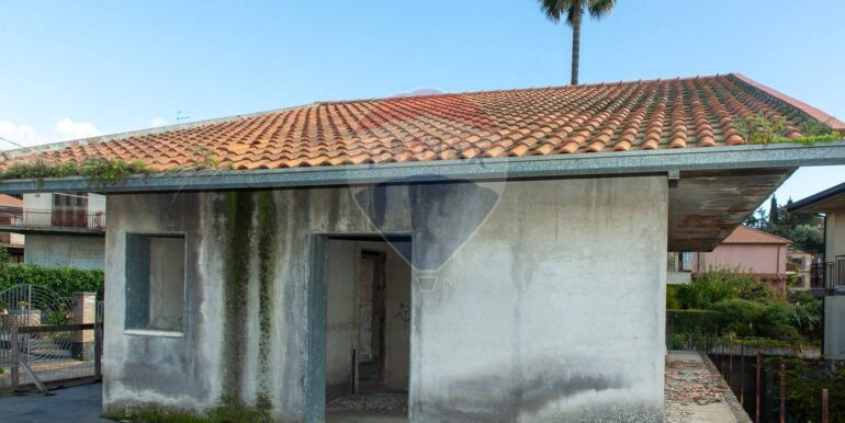 20251205121522-1006577-21